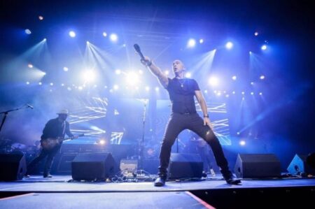 Review: Live @ The Sun Area, Time Square 1