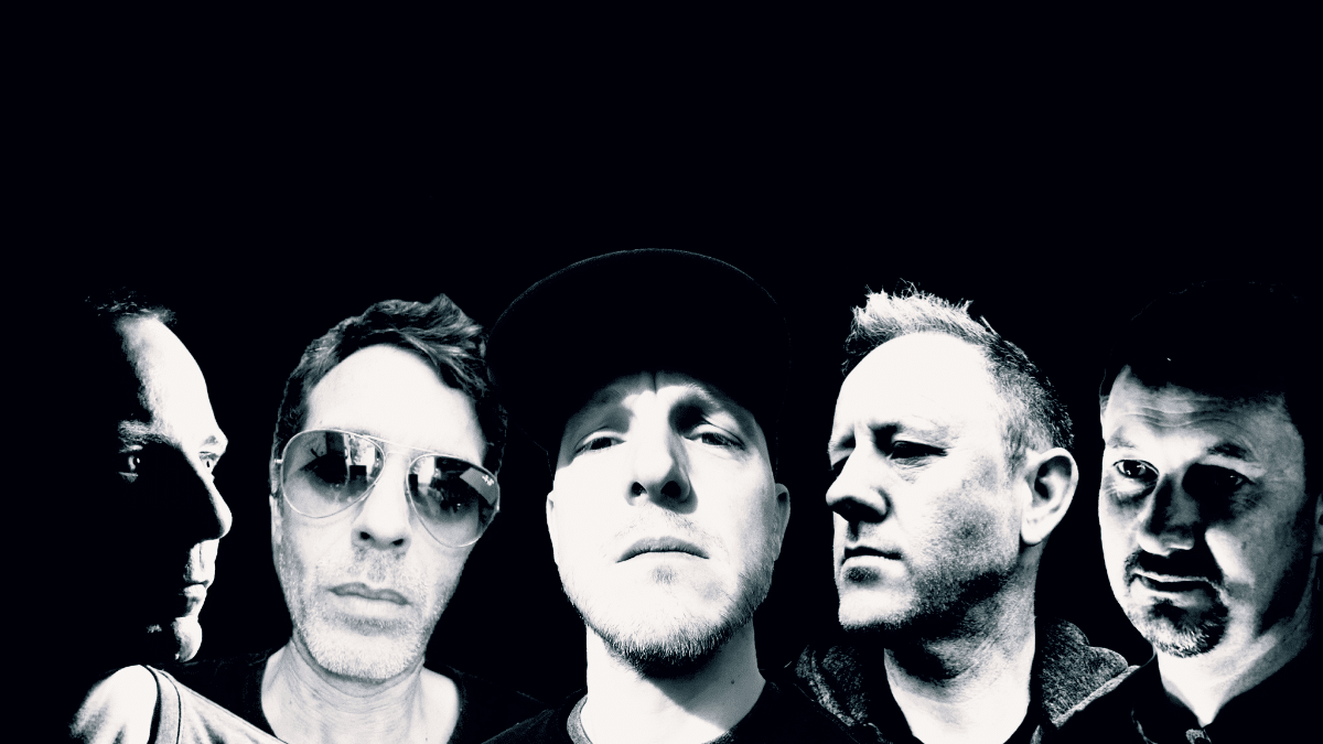 Pirates of Radio - GLOW