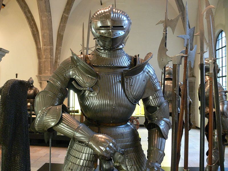 Armor in Parliament in the UK - Weird Laws