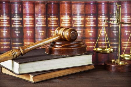 101 Weird Laws Around The World 2