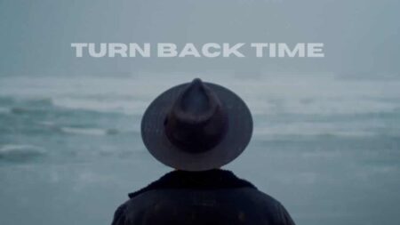 Riaan Smit - Turn Back Time