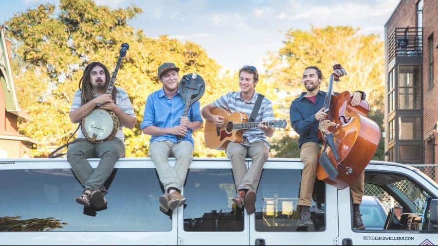 Kitchen Dwellers - Stand At Ease