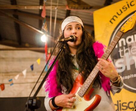 Jamie-Lee Sexton Live