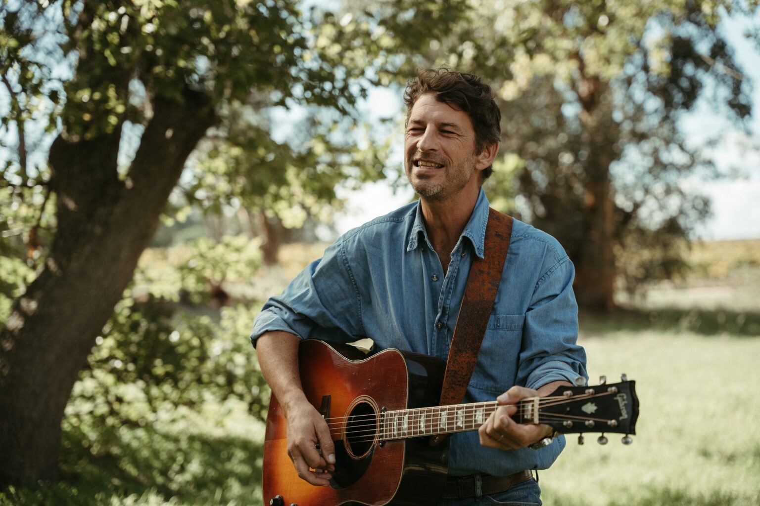 Werner Van Der Hoven 'n Onderhoud oor "Wynland", ens.