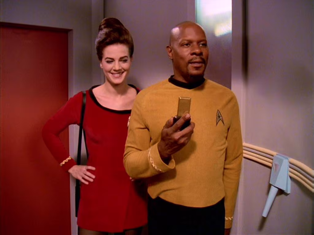 Star Trek: Deep Space Nine (TV Show) - 10 Interesting Facts 6 Trials and Tribble-ations - Deep Space Nine