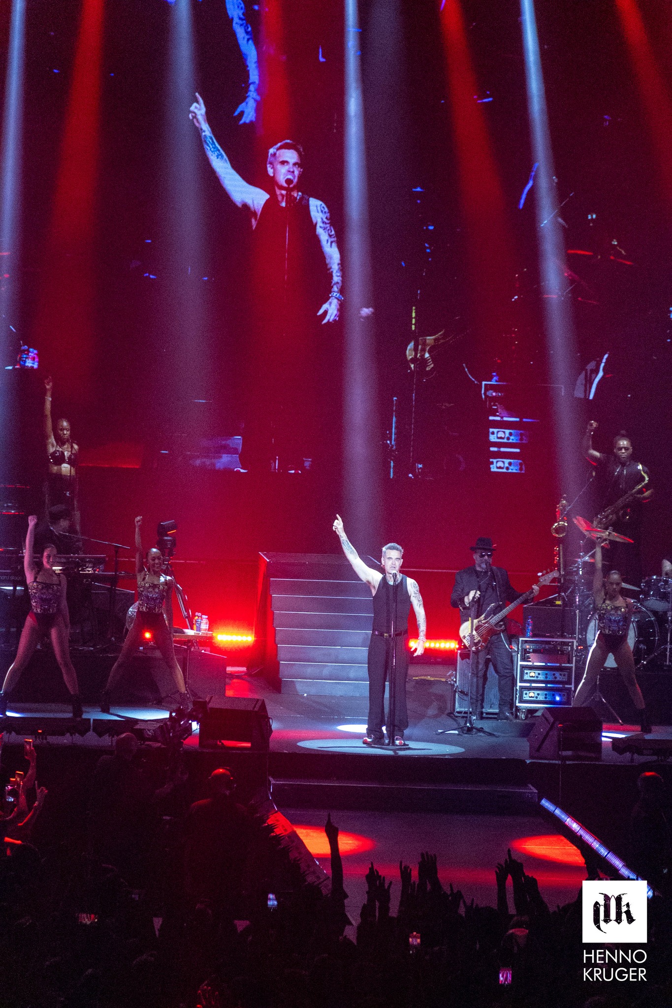 Photo Album: Robbie Williams @ SunBet Arena (in Pretoria) 2