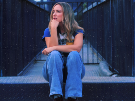 Janie Bay - Nevermind