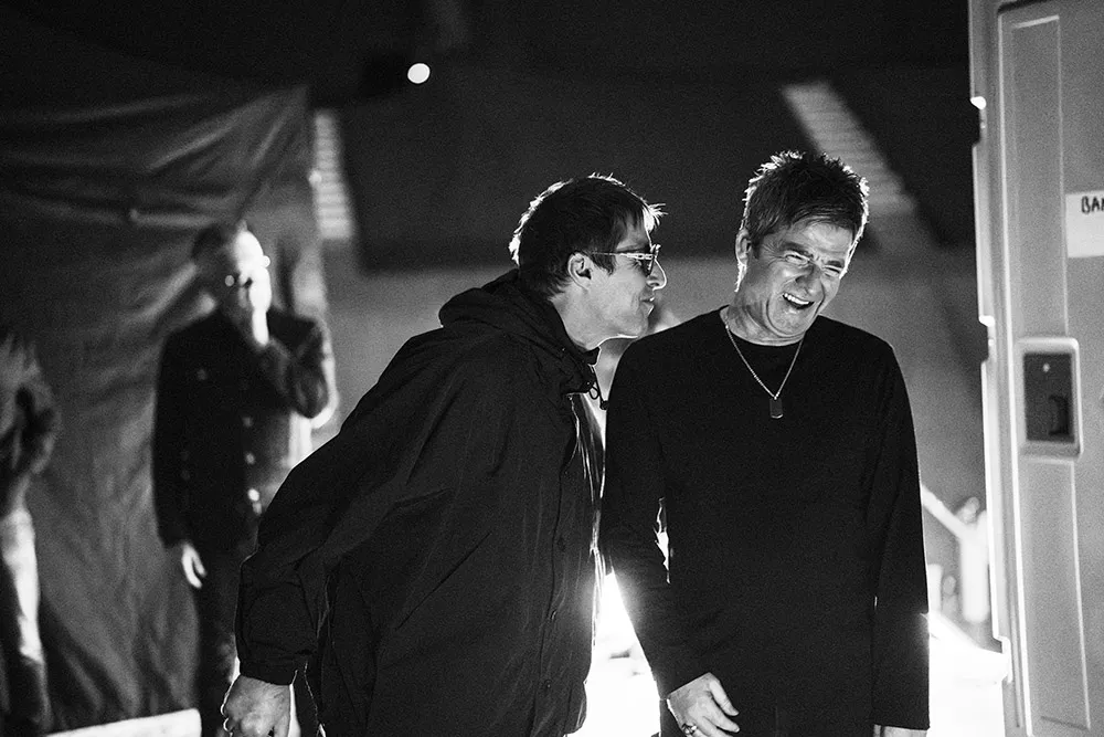 New Oasis Documentary Trailer Released 3 Oasis Don't Look Back in Anger