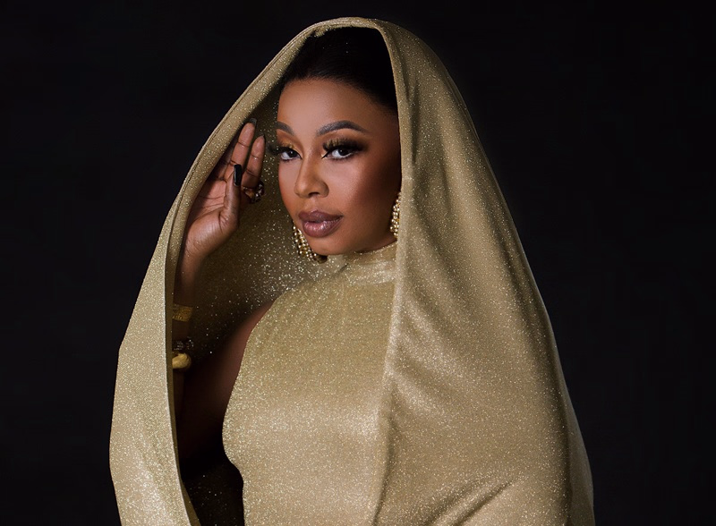 Kelly Khumalo Releases New Single: "Merry Go Round" 3 Kelly Khumalo